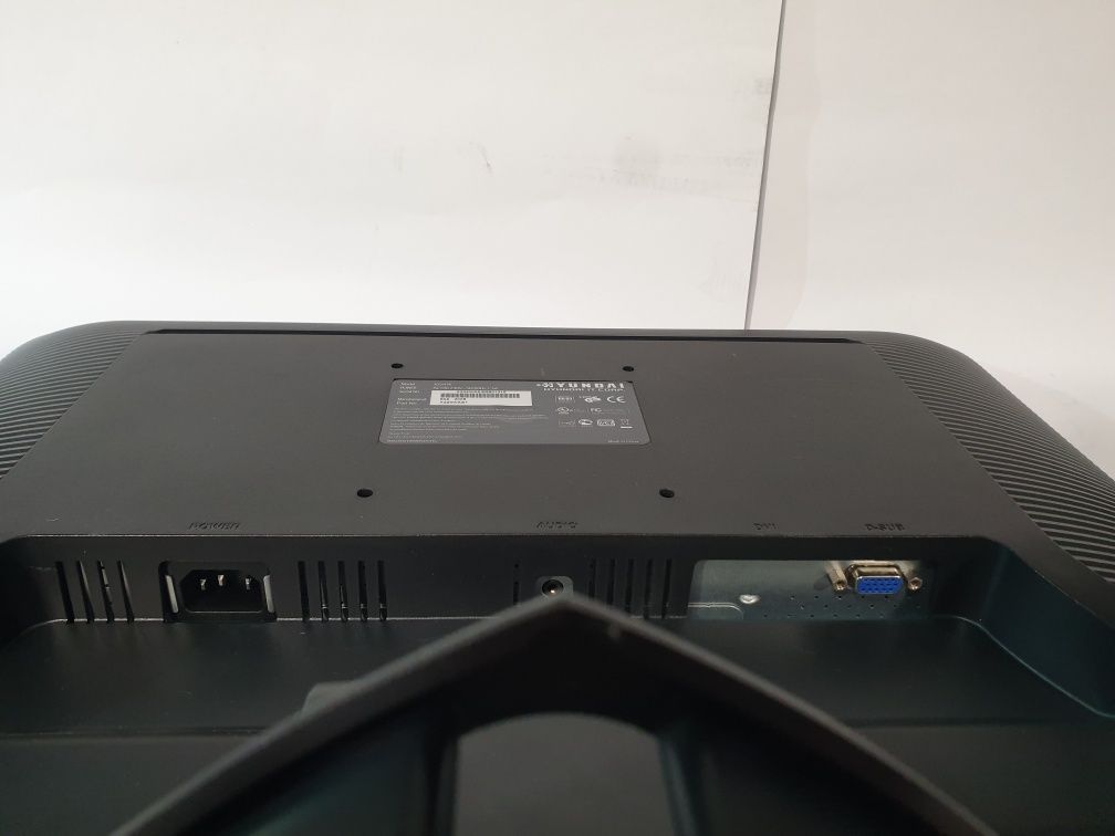 Monitor Hyundai 21"