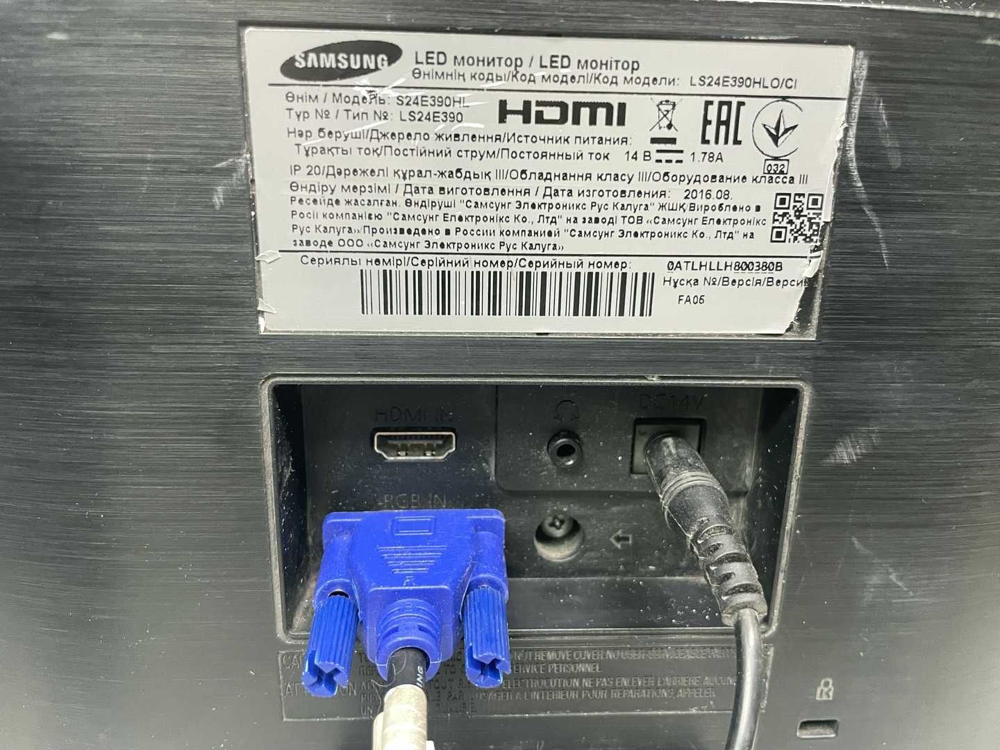 Монитор 24" Samsung S24E390H матрица PLS (FullHD), HDMI VGA