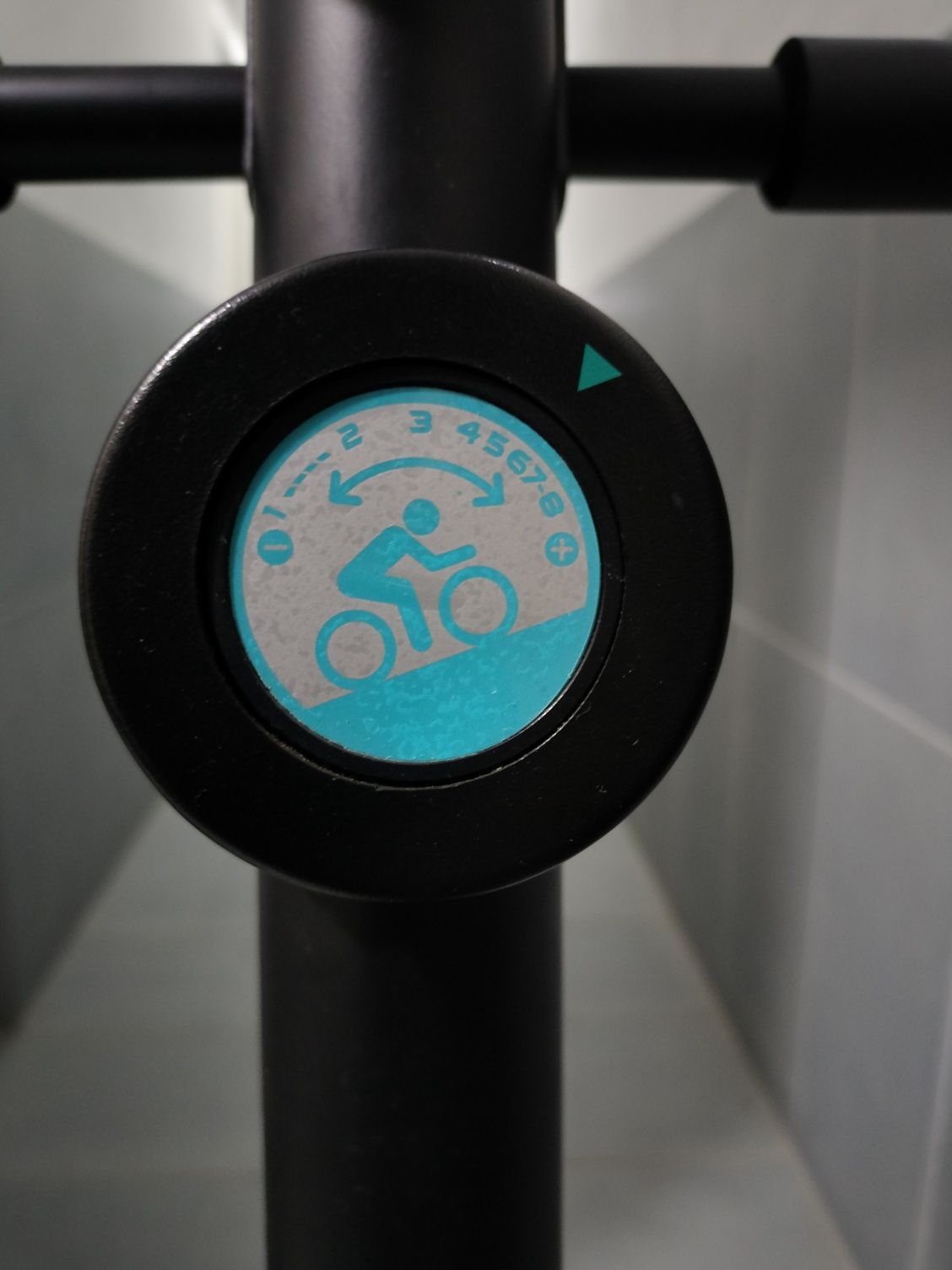Bicicleta estática como nova