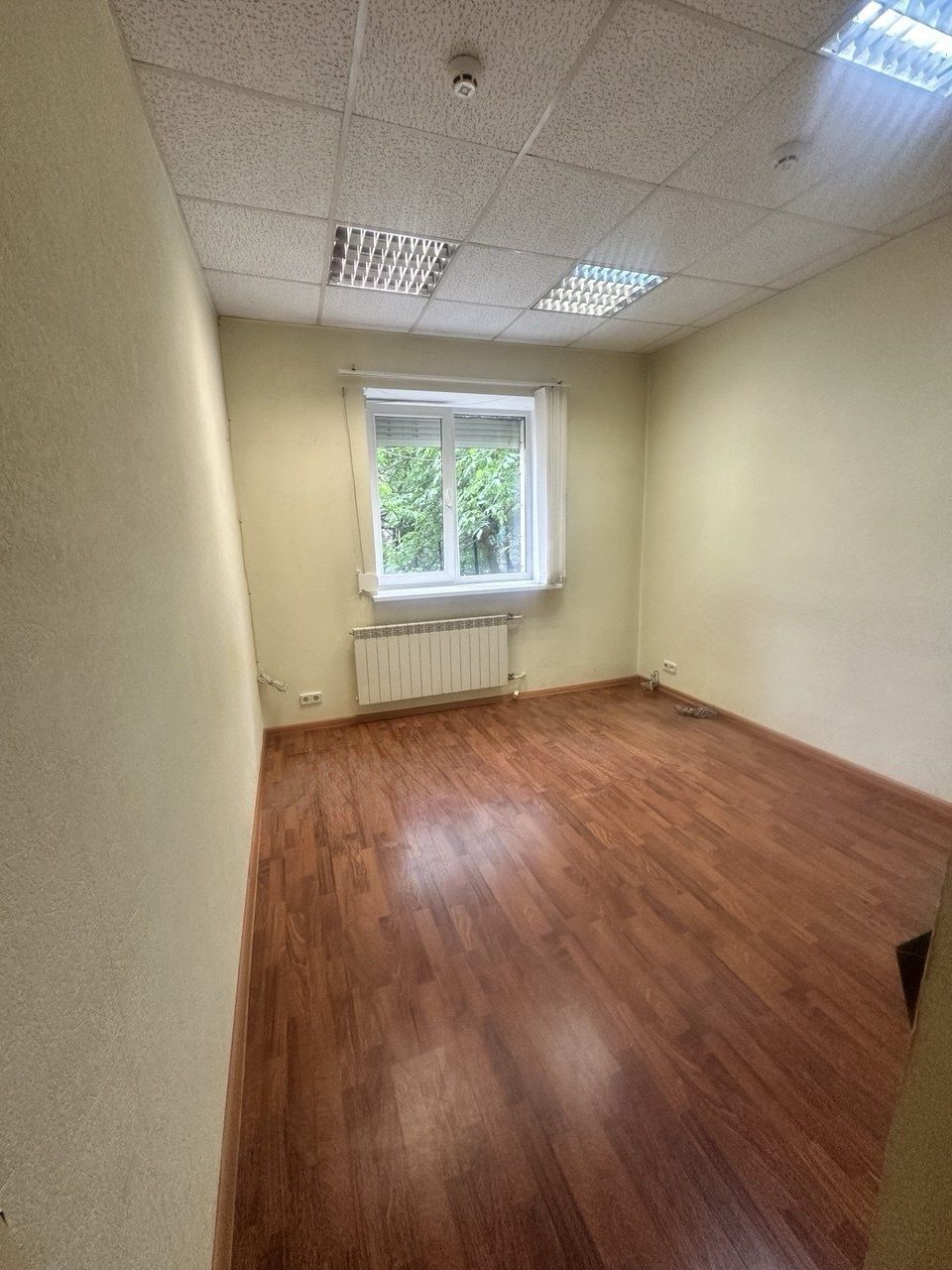 Оренда нежитлового приміщення 106,7м. кв 1 поверх