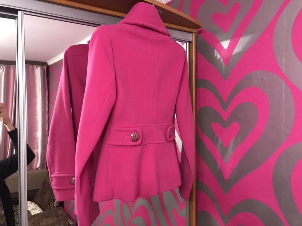 Пальто женское розовое красное шерстяное (80%) кашемировое (10%) 44