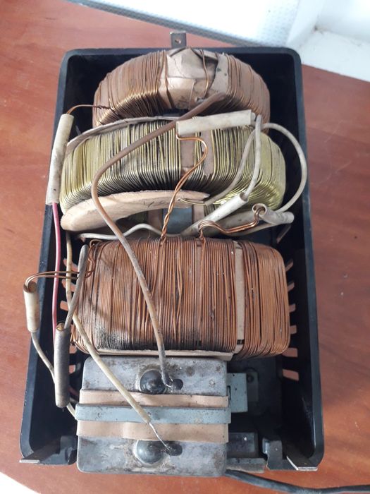 Стабілізатор напруги