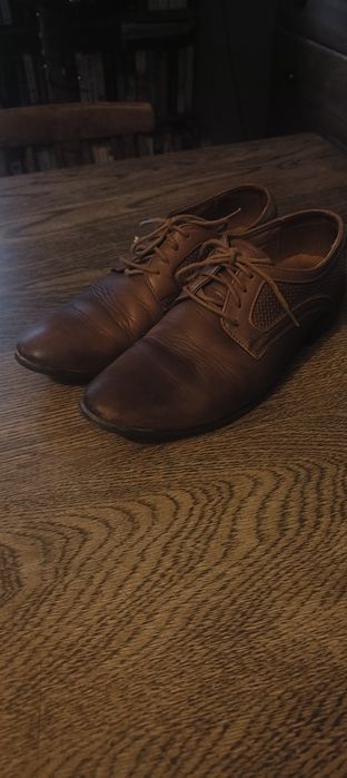 Buty komunijne dla chłopca rozmiar 33