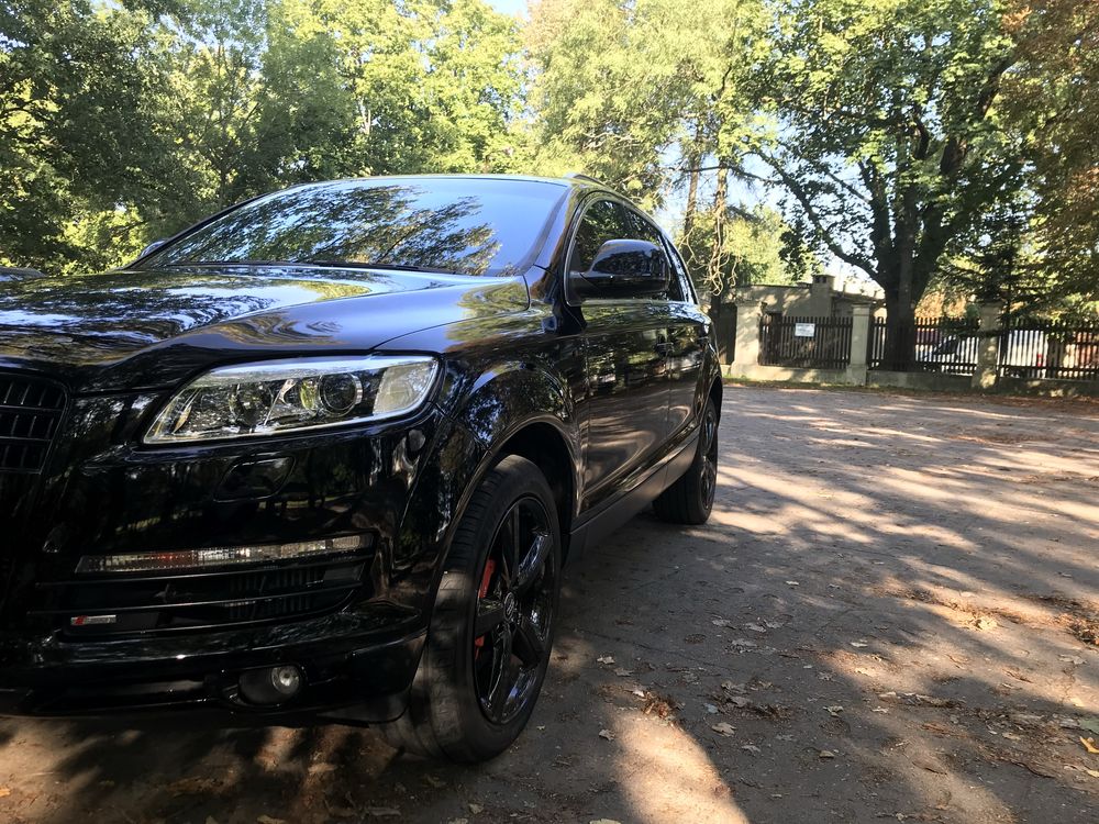 Audi Q7 3.0 TDI 233 km. Mega stan i wyglad .