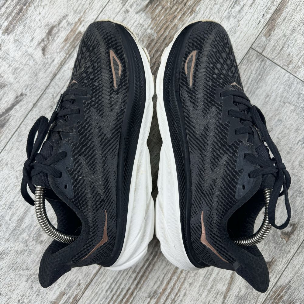 Hoka Clifton 9 FY1024E