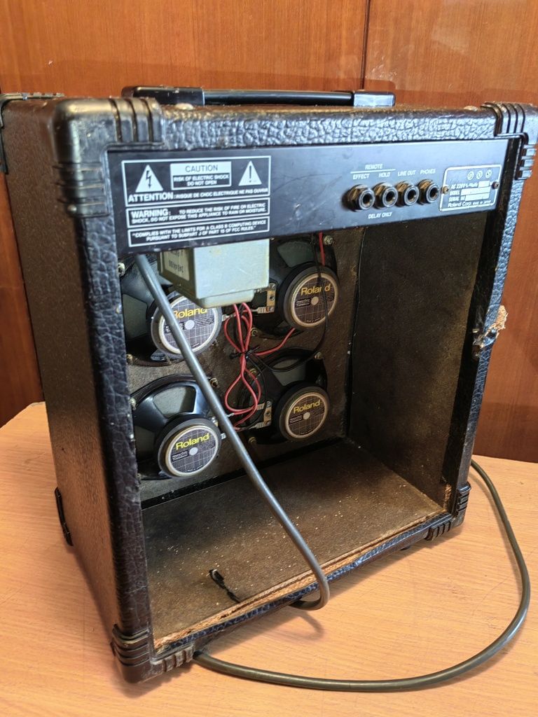 Wzmacniacz gitarowy typu combo Roland DAC-15XD