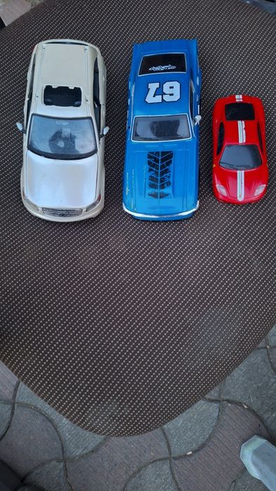 Автомобиль игрушечный  - металл