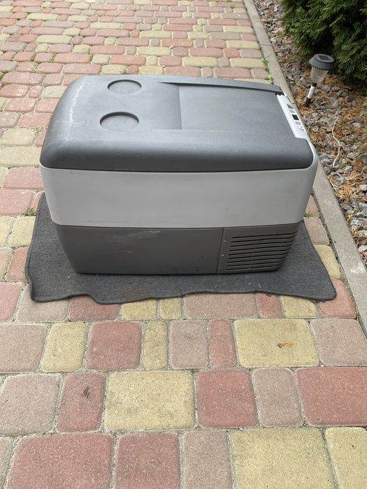 Автохолодильник Waeco CDF-36 DC компрессорный 12/24 V Cool Freeze 31