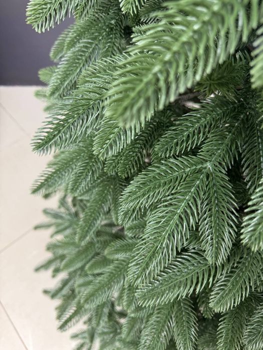 Лита ялинка / штучна ялинка / декор