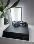 Konsola  PS4 PlayStation 4 Pro + gry i okablowanie