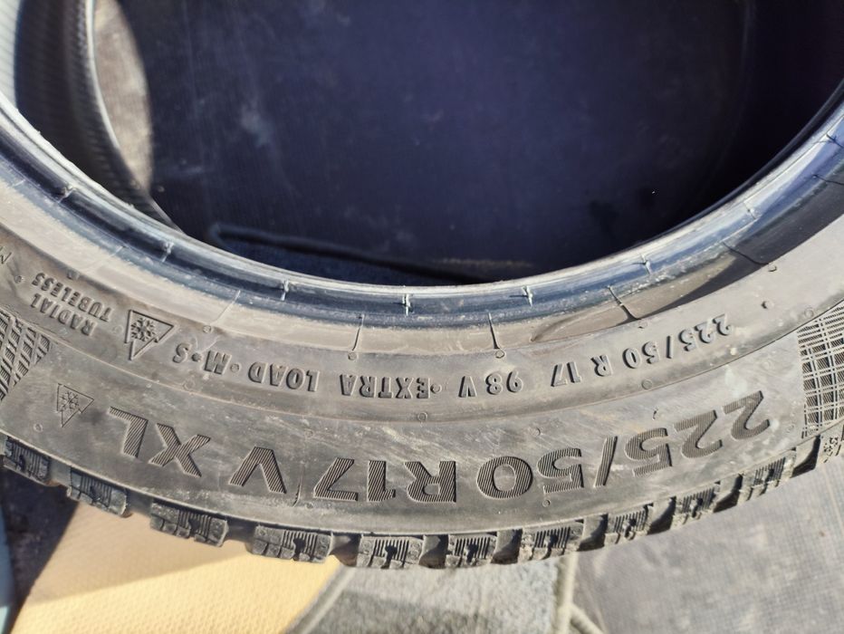 Opony zimowe Continental 225/50/17 20r