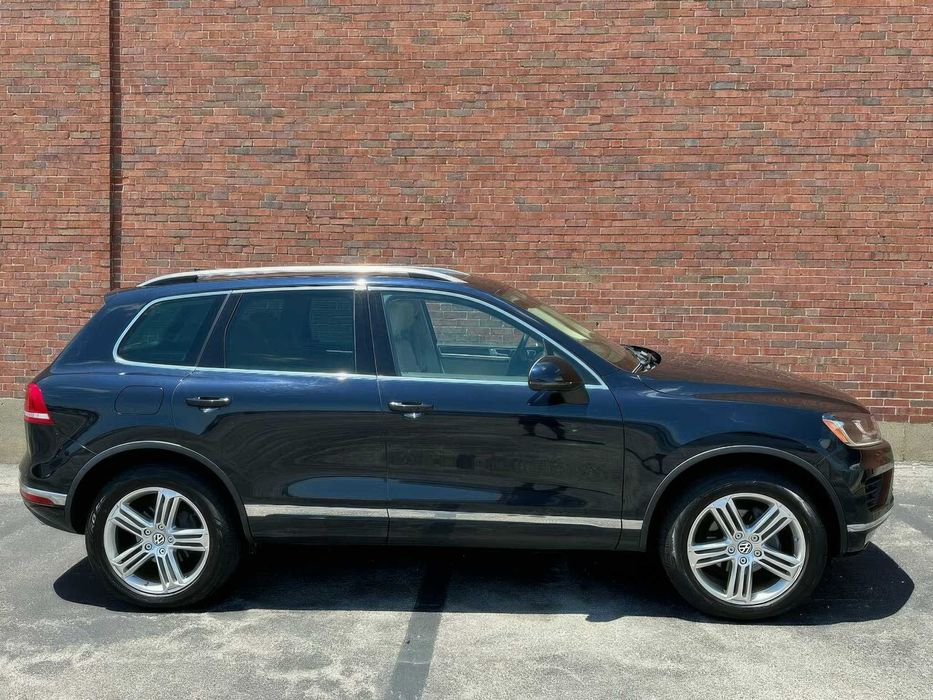 Volkswagen Touareg Executive      2015