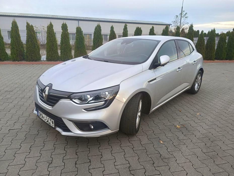 Renault Megane IV 1.2 Benzyna