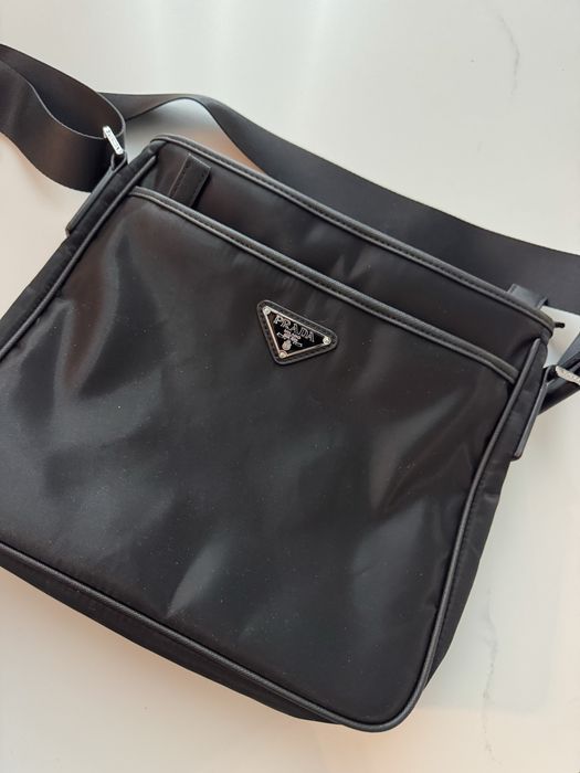 сумочка Prada нейлон  супер крута