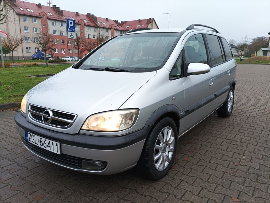 Sprzedam Opla Zafira 7 osobowy