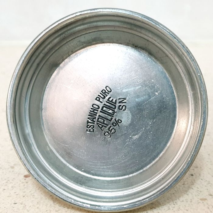 Antigos paliteiros figurativos em estanho e niquelado