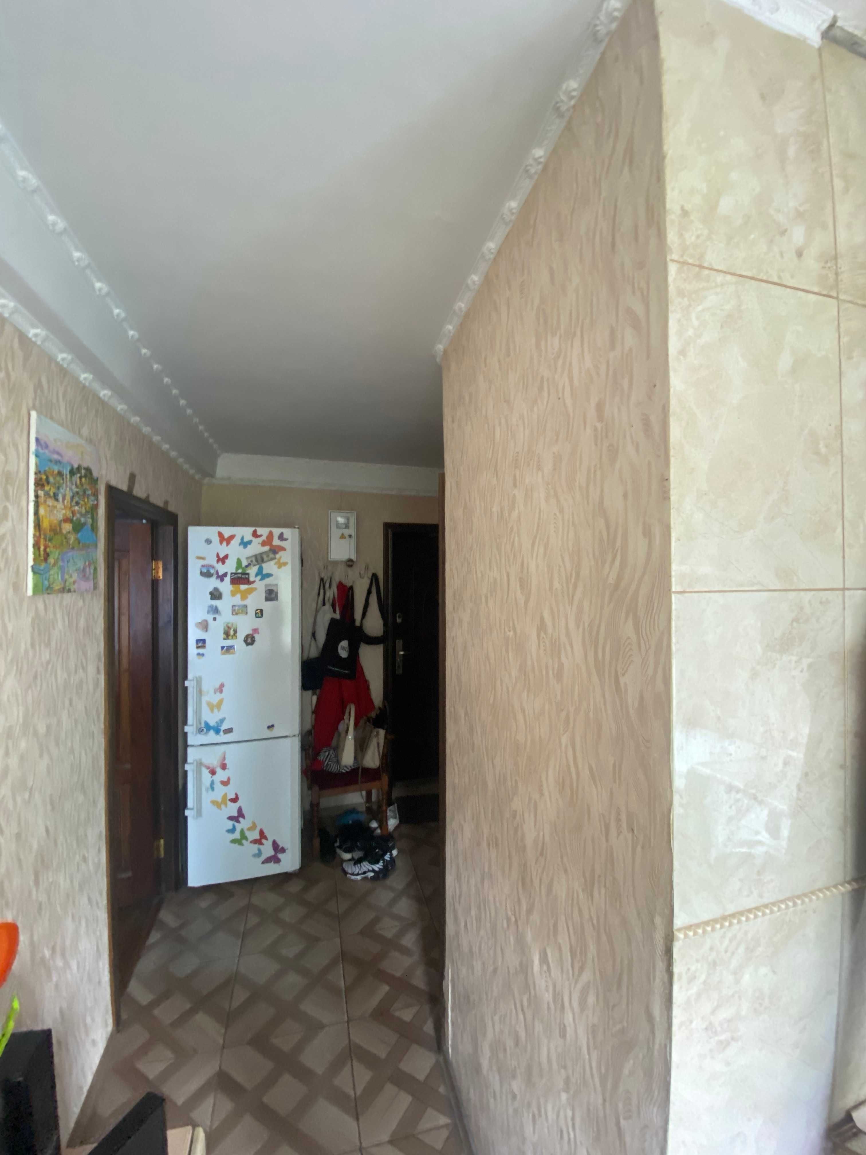 Продаж квартири метро Нивки .