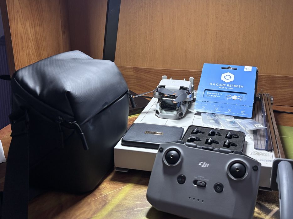 DJI Mini 2 SE Fly more Combo + Apple Care