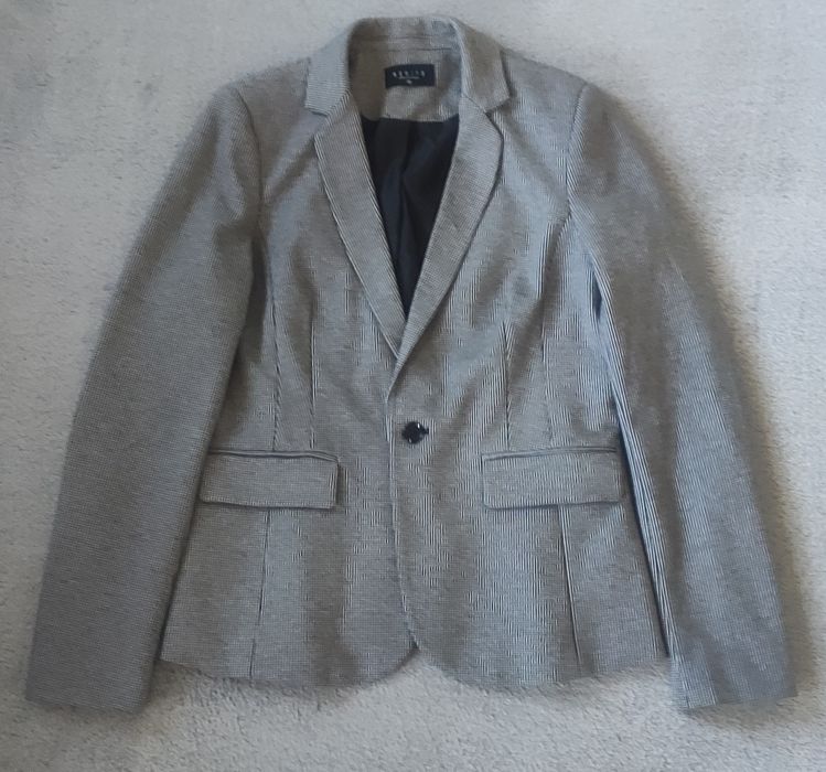 Elegancka, damska marynarka w pepitkę, czarno biała Mohito rozm M łaty