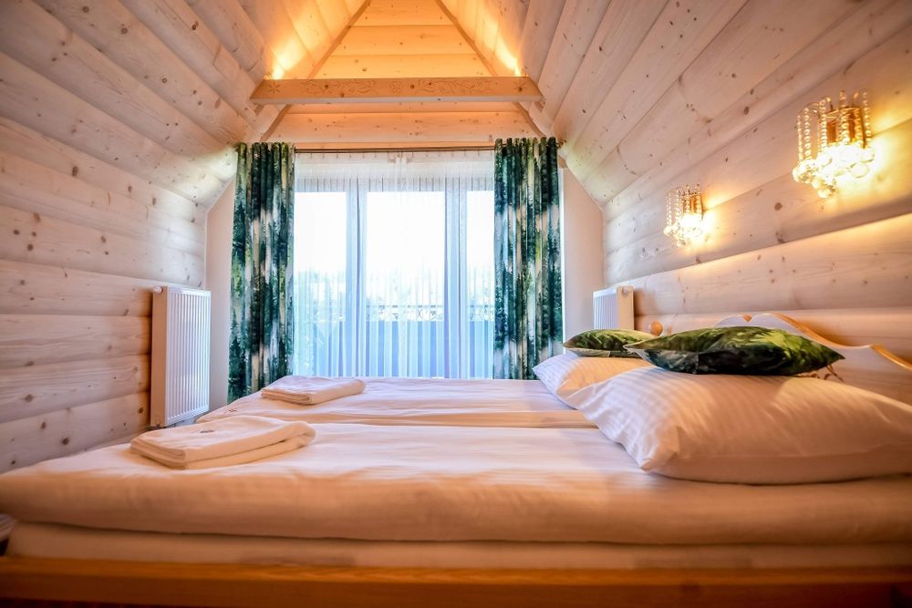 Dom z bali Zakopane  Osada Małe Ciche Góry 180metrów do  wyciągu