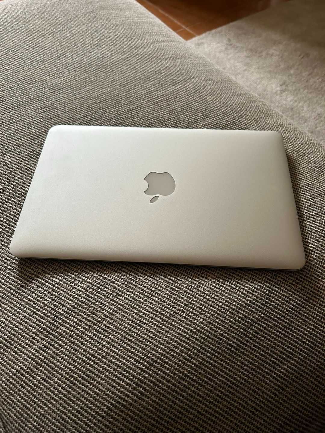 Macbook air 11 Mid 2012 excelente estado 256GB