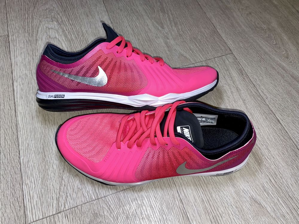 Кроссовки Nike Dual Fusion TR4 цвет фуксии