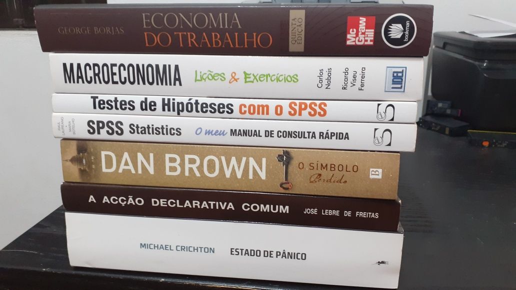 Livros vários para venda