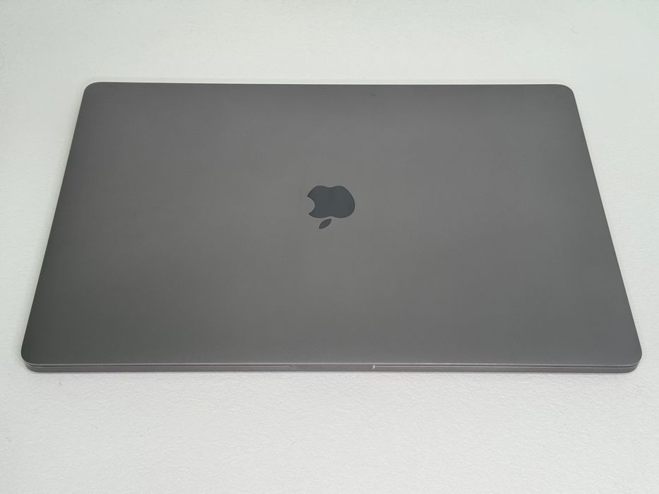 MacBook Pro 16 (A2141) - i7/32GB/512GB - faktura VAT 23%