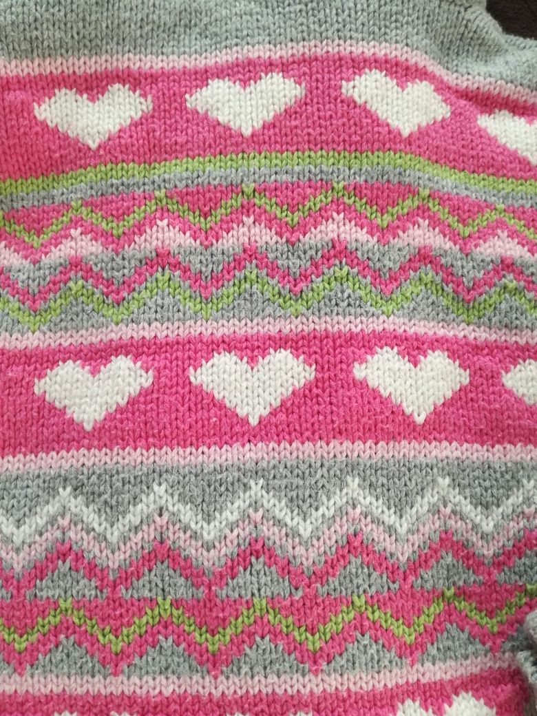 Sweterki dla dziewczynki, rozm. 98-104