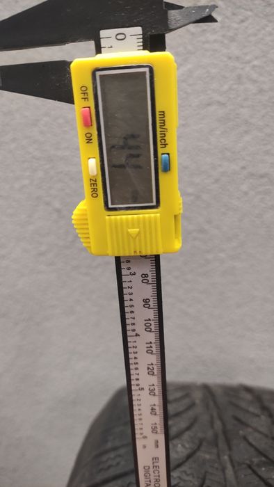 Opony zimowe wraz felgami