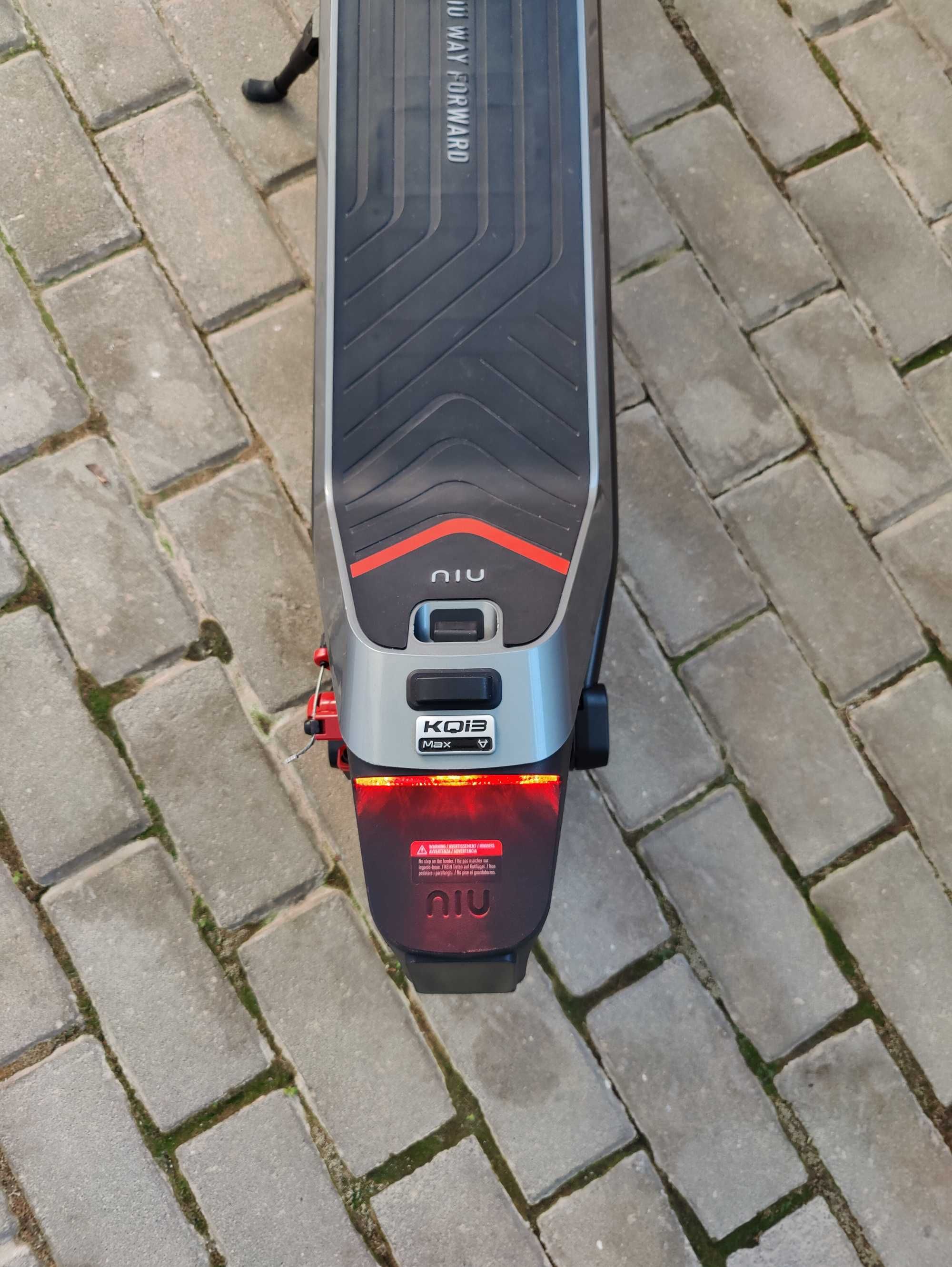 Trotinete elétrica Niu KQI3 MAX