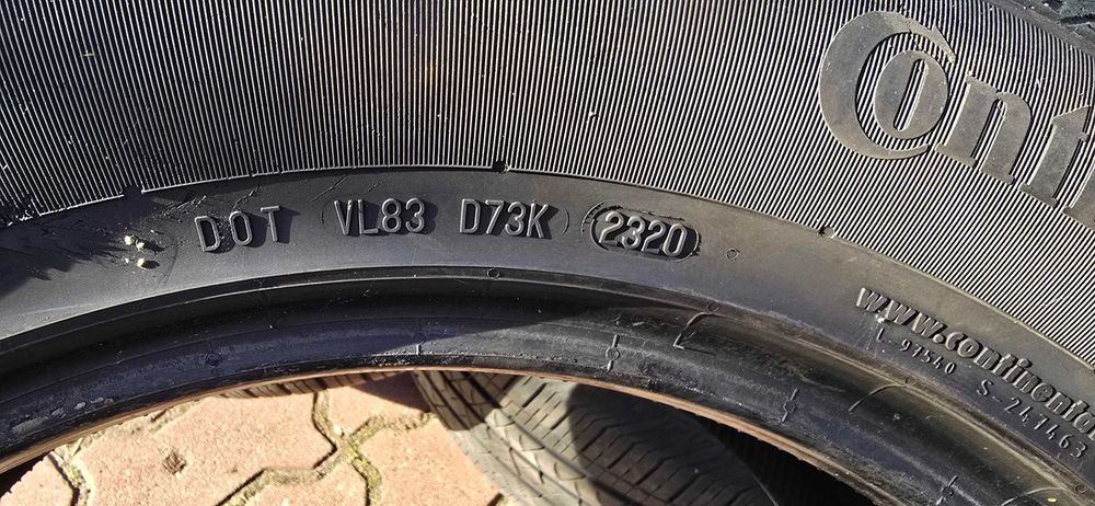 Opony Continental Cross Contact LX 245/60/18