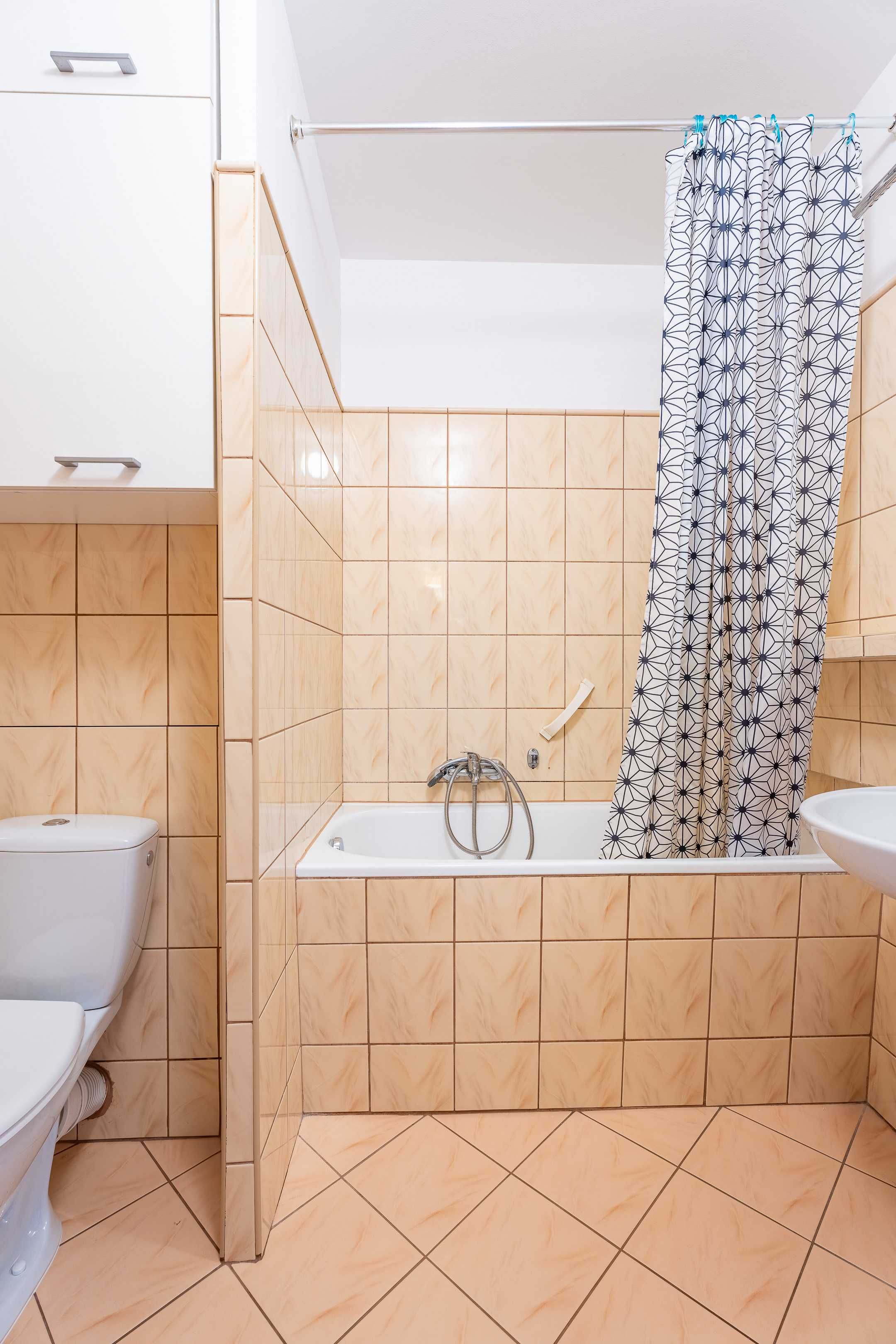 Apartament Wiosenny Kłodzko dla 2 osób. Noclegi w górach