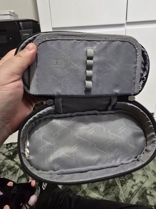 Piórnik na przybory szkolne