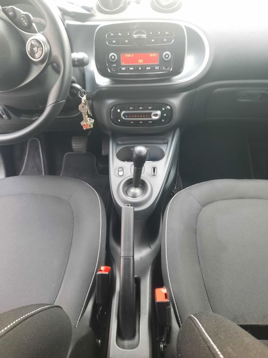 Smart forfour EQ 30mil kms elétrico como novo