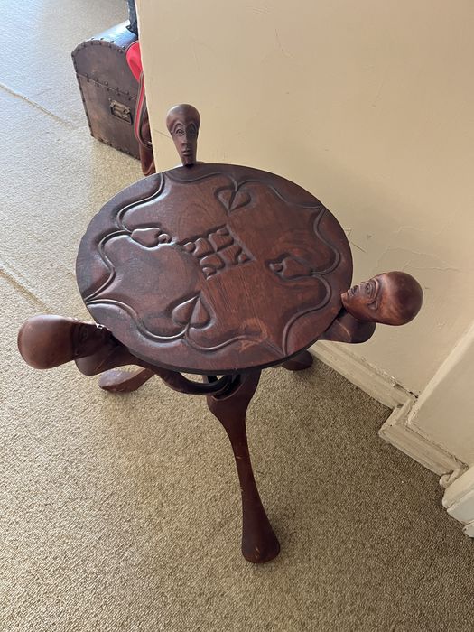 Mesa madeira africana