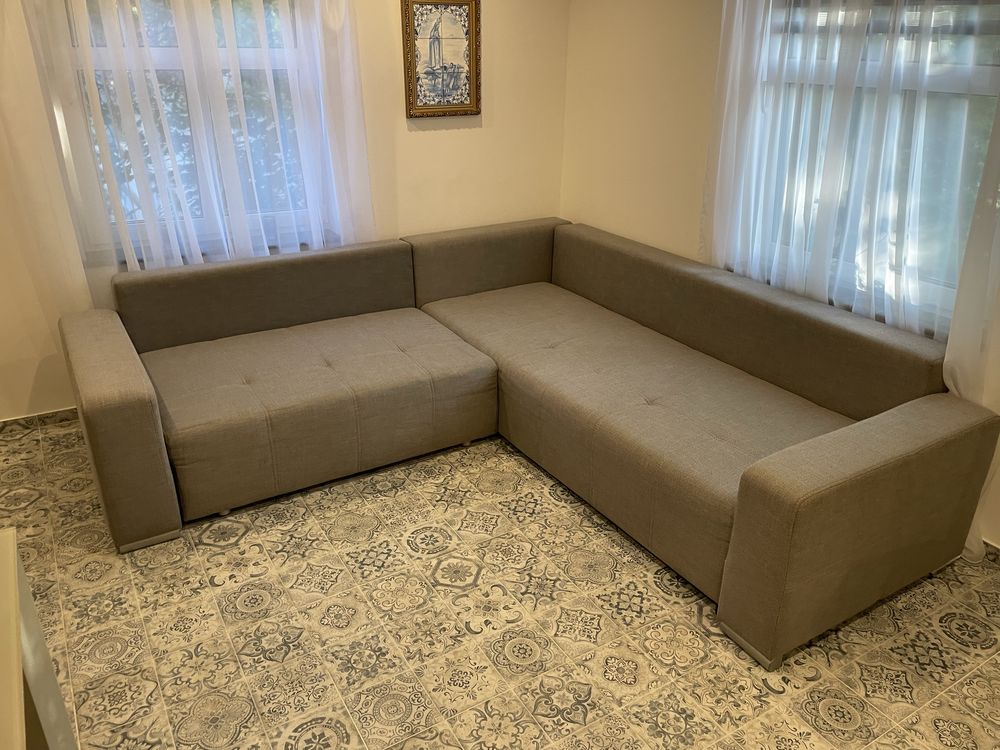 Naroznik 250x250 z funkcja spania i pojemnikiem