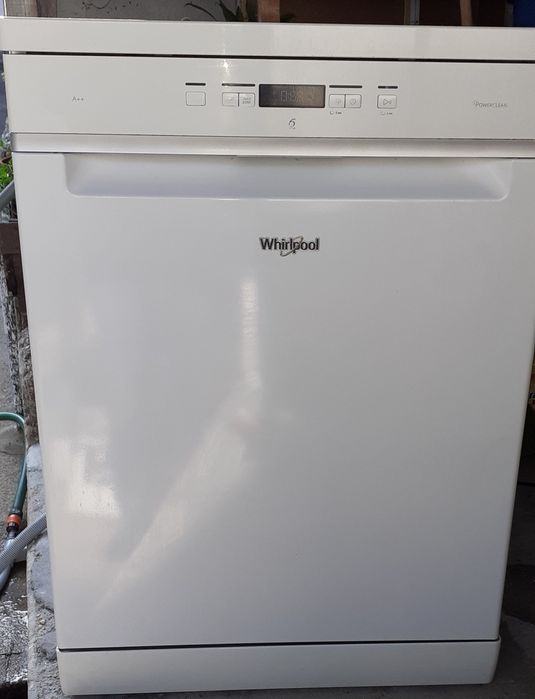 Máquina de lavar loiça Whirpool 6 Sense
