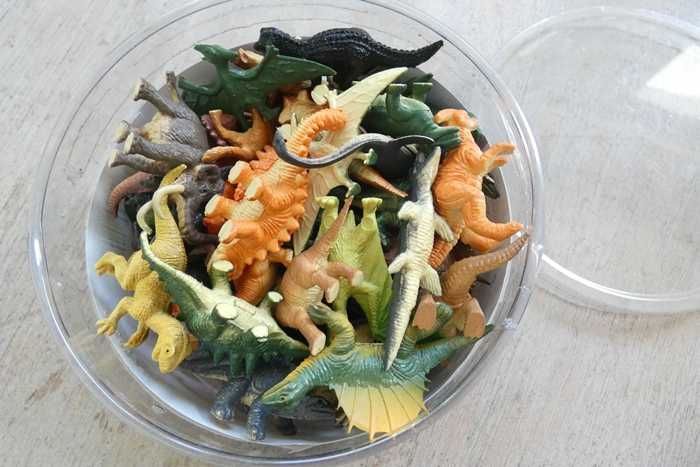 Dinozaury mini figurki "Dino tub" 48szt.,ELC+model do złożenia