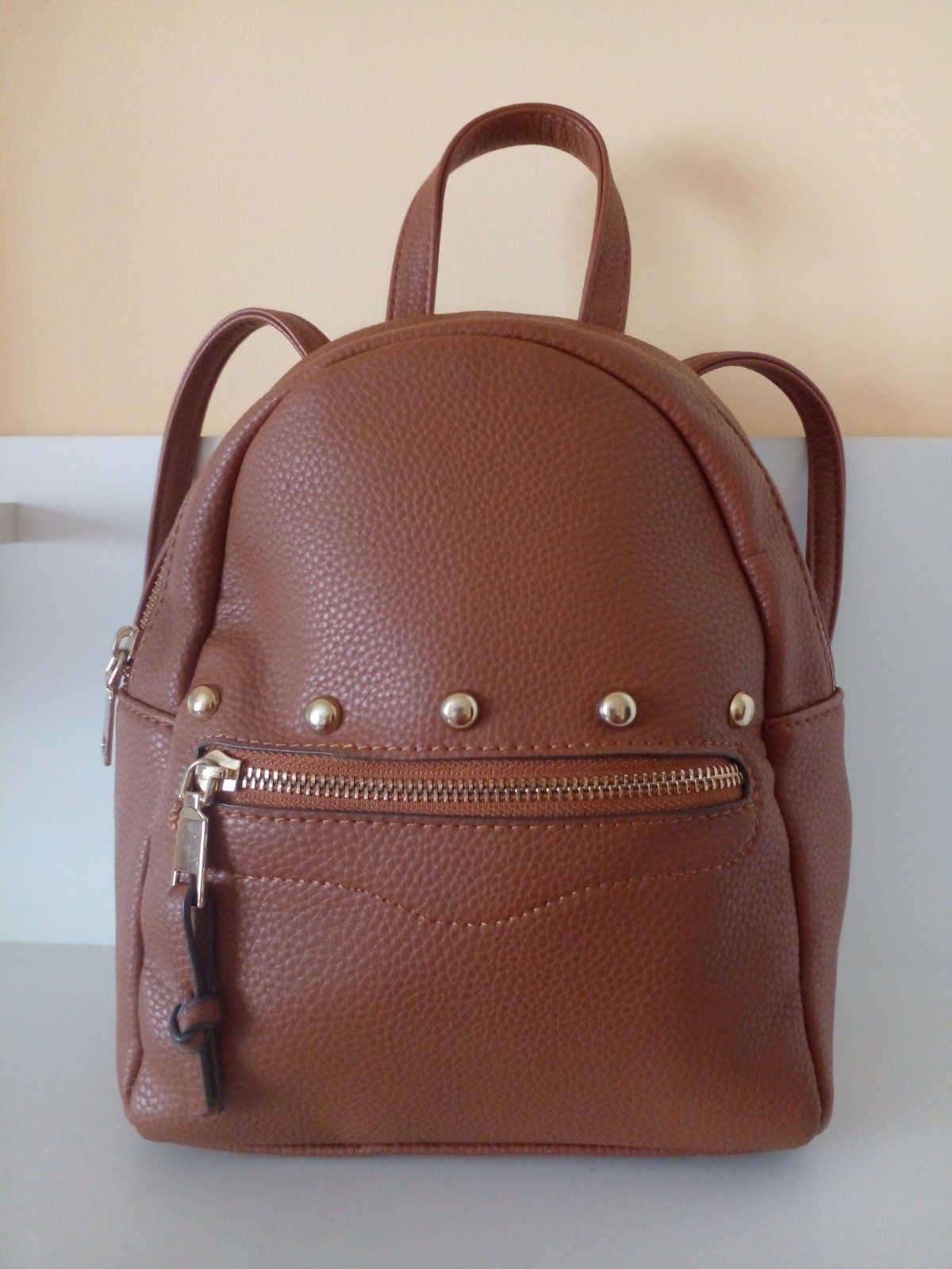 жіночий рюкзак коричневий