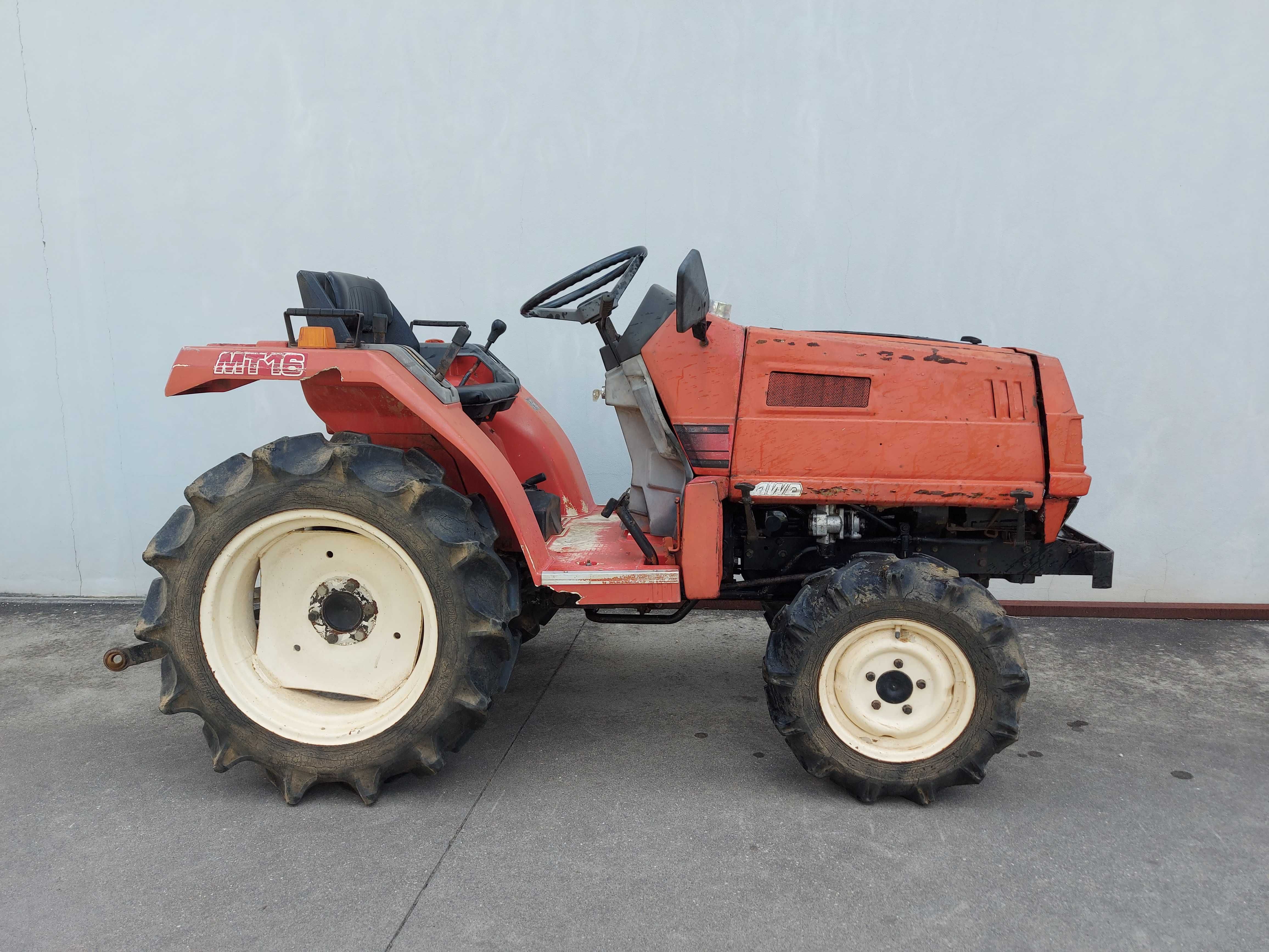 Trator Mitsubishi MT16 usado
