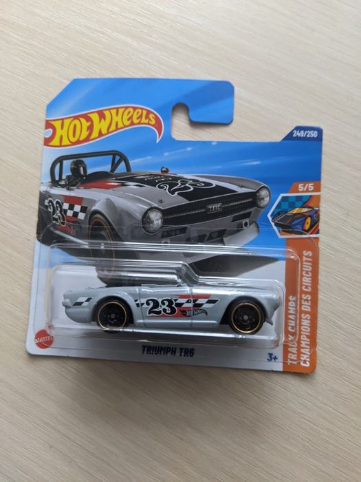 Машынка Хотвилс тх