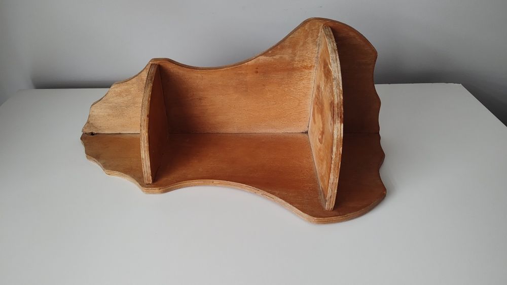 Półka narożna PRL  z oryginalną etykietą 1979