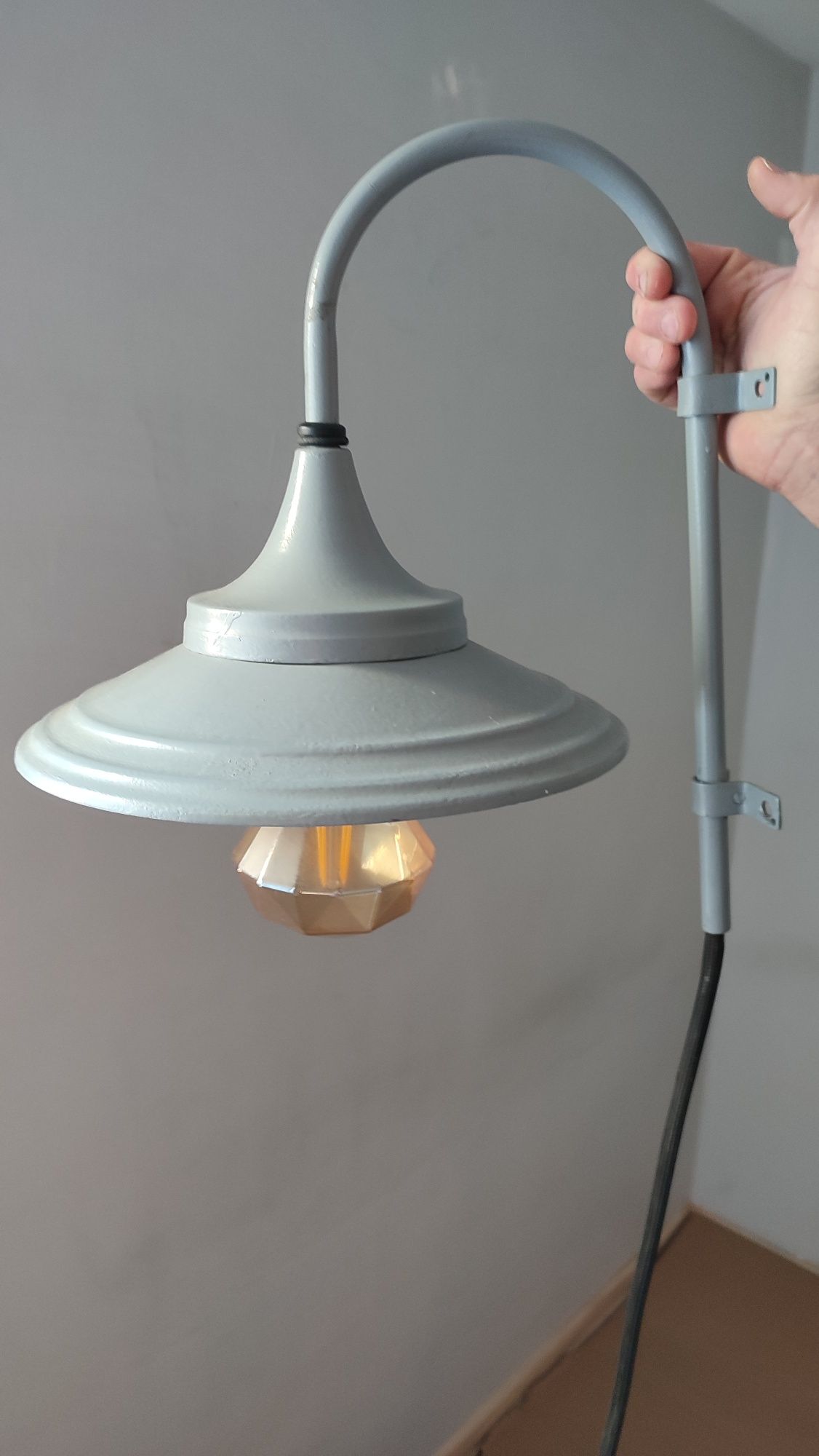 Lampa wisząca uliczna loft