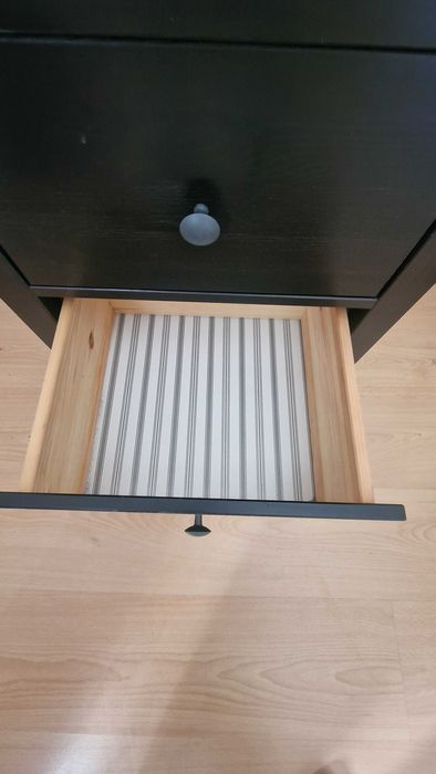 2 Mesas de cabeceira HEMNES c/2 gavetas