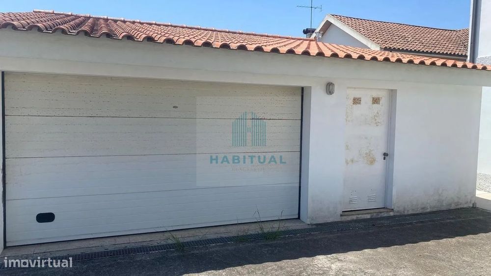 Moradia T7 Em Castelo Do Neiva