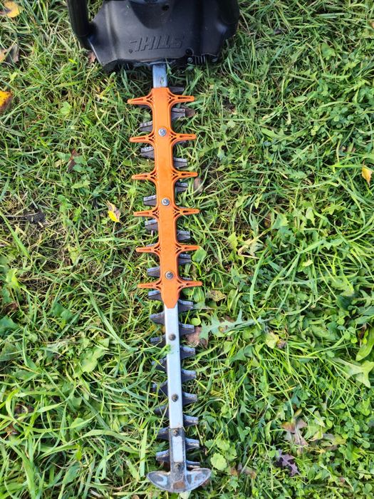 STIHL HS82 RC spalinowe nożyce do żywopłotu