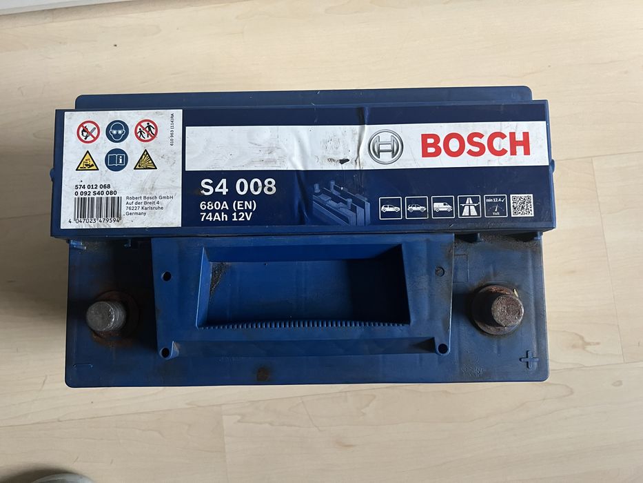 Akumulator Bosch 74ah 680a