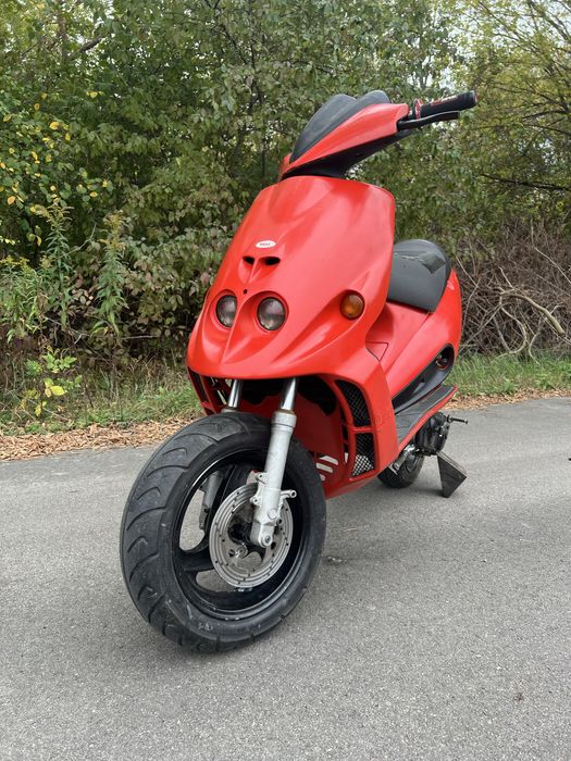 Продам Malaguti F12 80cc (не aerox, bws, slider)