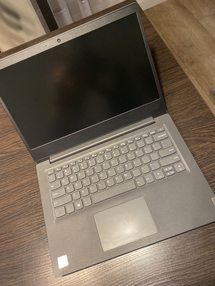 Laptop Lenovo V14 IIL 14’ i5